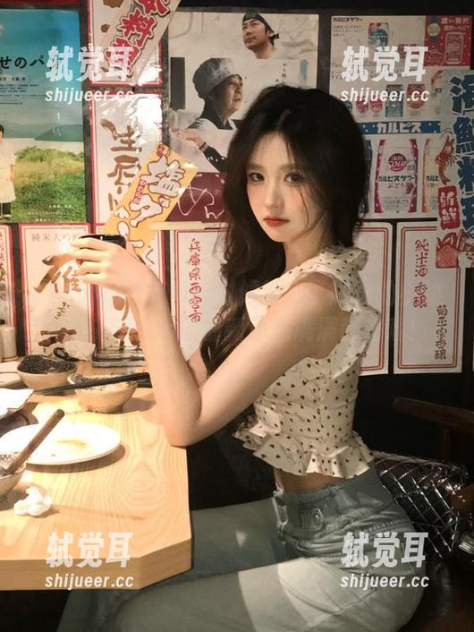 吃瓜的时候别忘了微妙的小动作，155fun的最新动态满满都是戏！