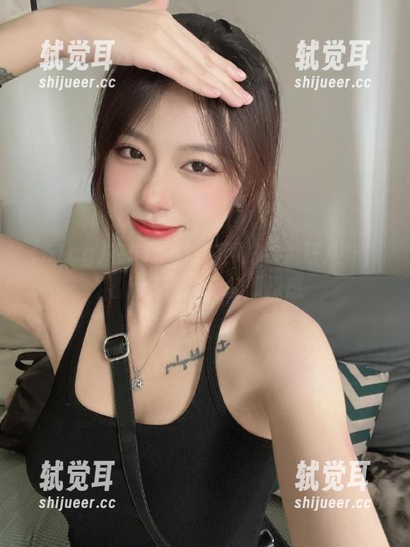 在51cg100网站看疯狂八卦，看后浑身痒痒的烦躁感