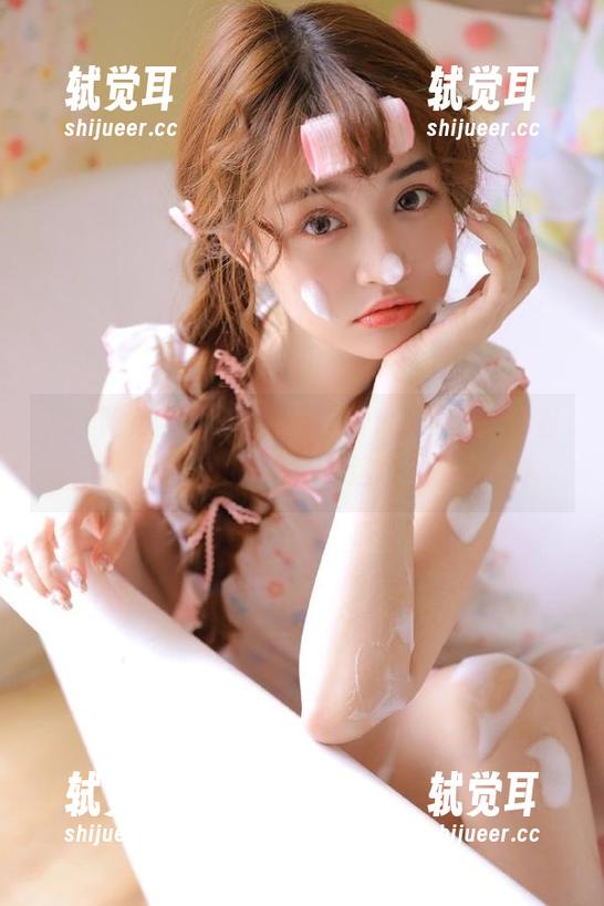 当然要观看“51吃瓜”的今日必吃，带上我的零食，这场景太美好！