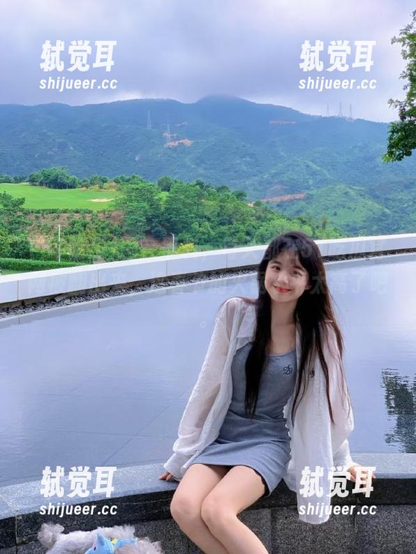 国产黑料，每天都在51吃瓜官网被翻出来，这春节的火锅水平太高了吧。