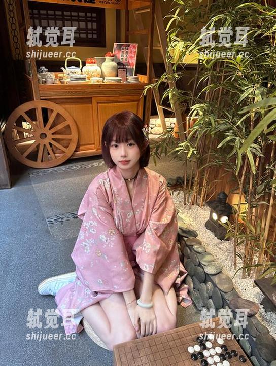 吃瓜视频大放送，51吃瓜中心的奇葩时刻集结