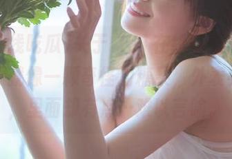 关于“51在线吃瓜”，它的资源就像一颗奇怪的糖果，外表亮闪闪，里面却有点…难以言喻。