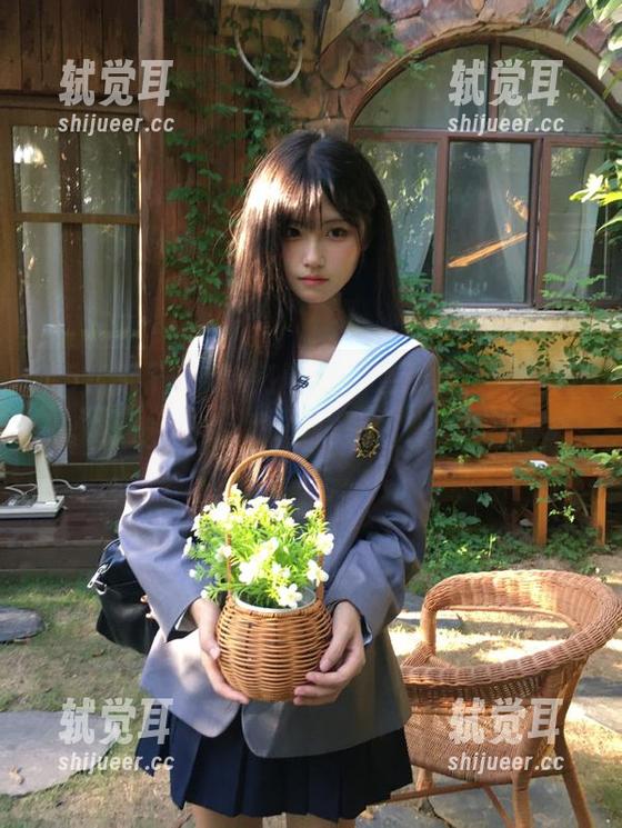 “51热门”今晚卸货，来一波新鲜“吃瓜头条”，行动要快，下载哦！