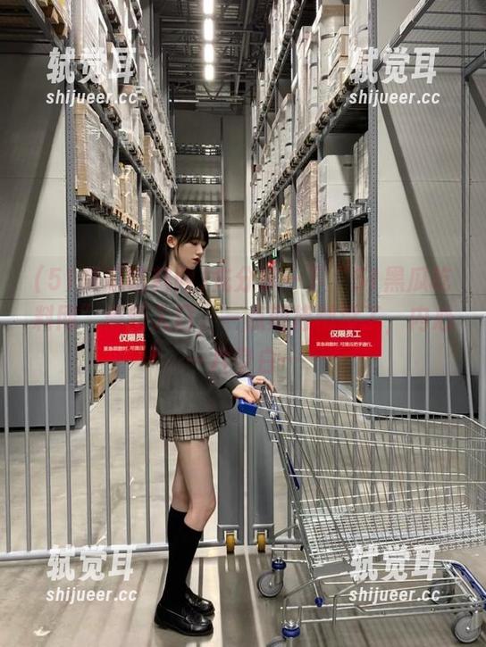 先分享一下“51黑瓜吃料网”最新入口，一点期待都没了，内心一片空白…