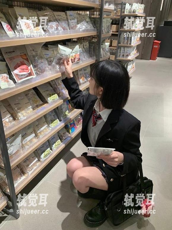 52吃瓜 听说52吃瓜的iOS用户又多了?我怎么感觉大家都是被这些八卦吸引的?