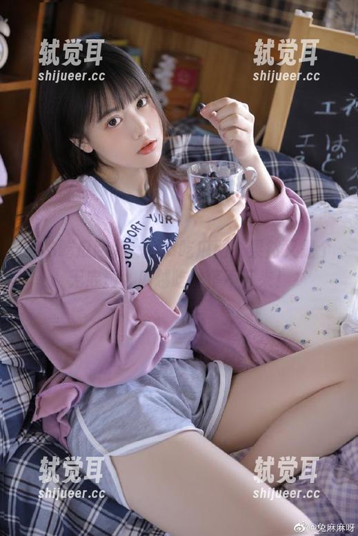 58吃瓜网 登录58吃瓜网,果然又是个无底洞,瓜越吃越停不下来!