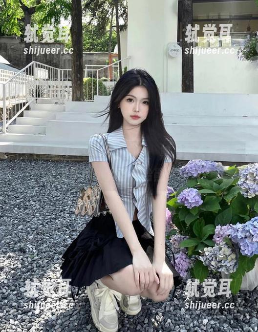 在91吃瓜入口，黑料舞台开幕，心中那个小火苗开始熊熊燃烧！
