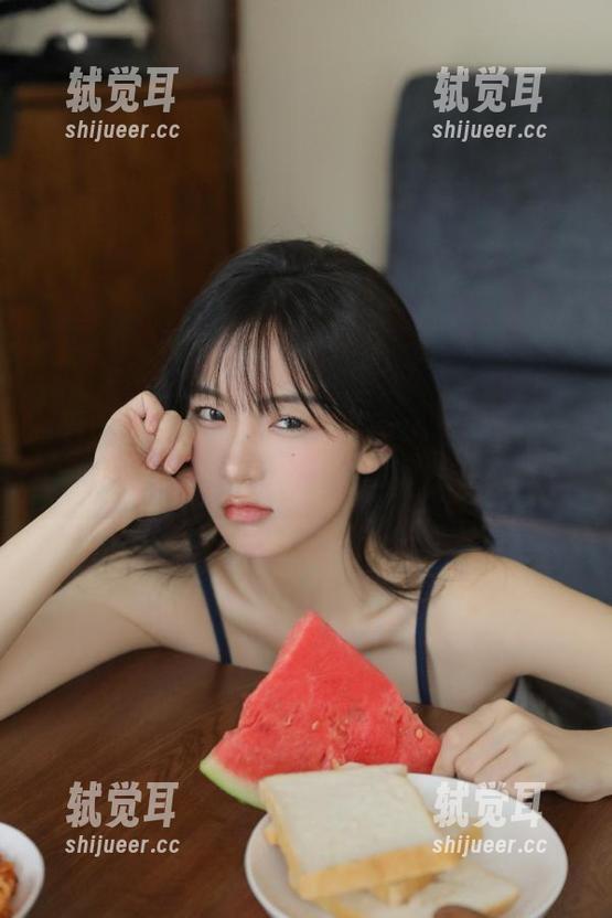 随便戳一下，‘51fuli’app竟然能把你的日常变成八卦大片！