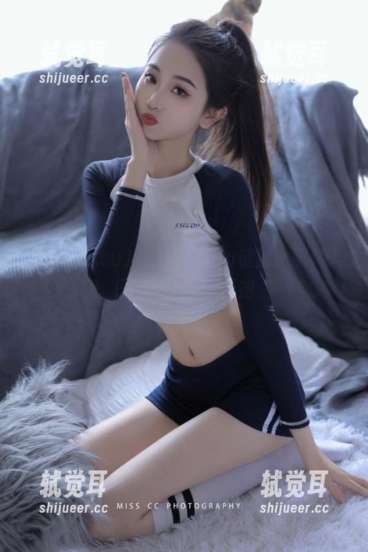 用tttzzz.su链接，黑料入口正为你敞开怀抱
