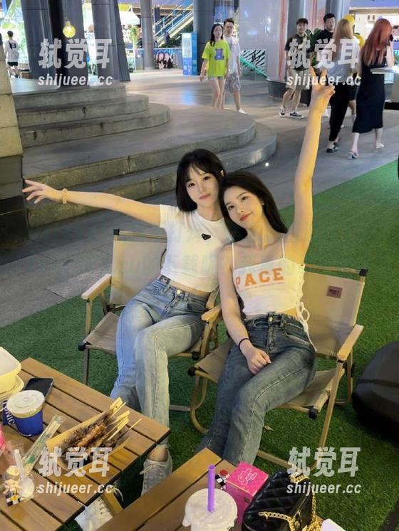 黑料不打烊，怎么能错过这个tttzzz668.su的下载呢？我真的不敢相信！