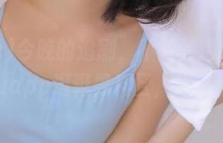 今晚的追剧，不如先用tttzzz668.suapp逛逛黑料区，边吃边看！