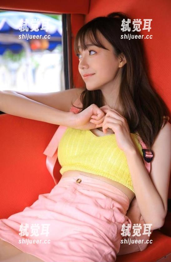 www.51 你的围观角落——点击www.51com传送门,收听八卦的耳语!