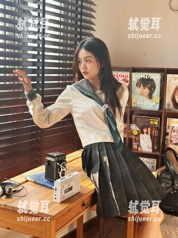 怎么总是忍不住观看冲哥精选的黑料，心里那个恨得牙痒痒呀