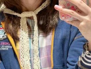 有了吃瓜911苹果版，吴冠希的爱情再也藏不住，瓜报配得上我的联想力！