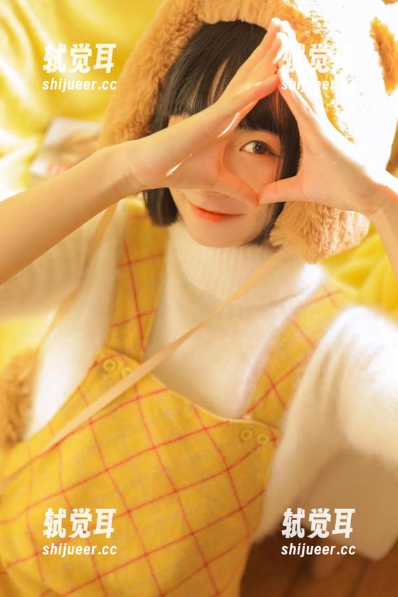 找到www.51cg.fun吃瓜网地址，结果被首页的广告吸引了…