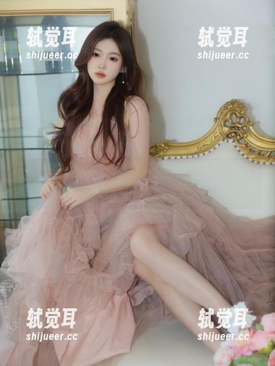 第一吃瓜网网页：当八卦变成了一门艺术