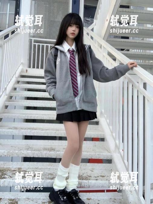 吃瓜网红的网页黑料，瞬间引发无限想象，我也想全天候围观。