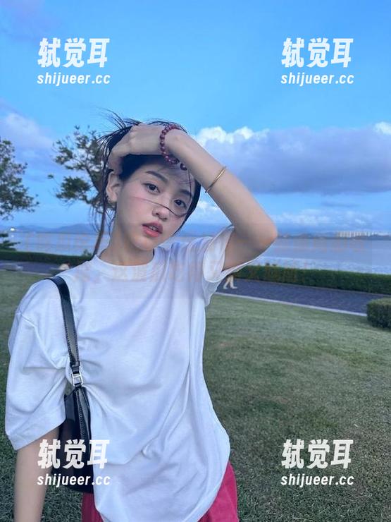 吃瓜论坛发布——就像闹剧收尾，这波瓜吃得又爽又尴尬！
