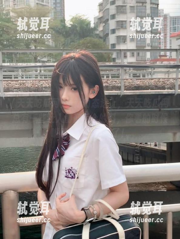 最新动态送上，天天吃瓜网总有一些让人前仰后合的料，你看的时候嘴巴终于不闲着了！