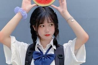 随便一刷，娱乐718网页上的抖音瓜片真是夸张又离谱！