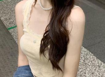 一边观看《明星黑料》，一边分不清是指责还是默默支持呢