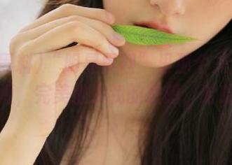 “明星黑料”里那个关于链接的梗，完美触发我的联想，哈哈！