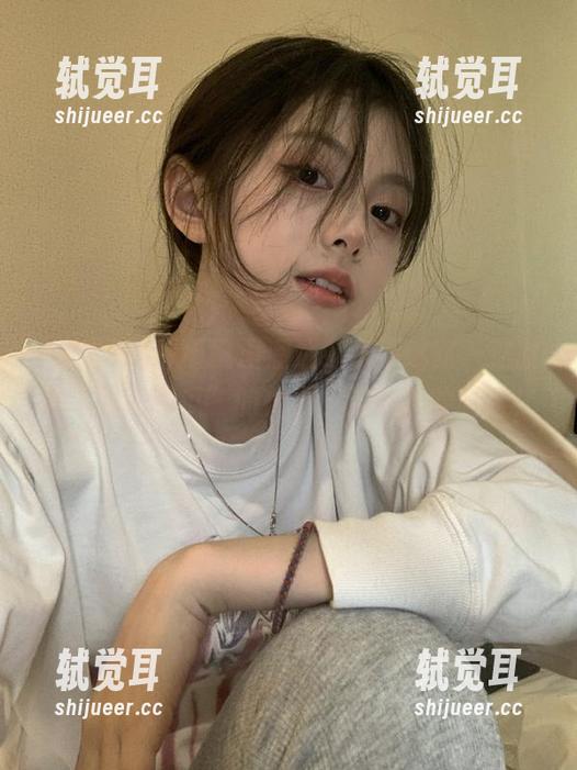 瓜田里溜达，永不迷路—这就是“网曝吃瓜”的魅力，边吃边哈哈哈！