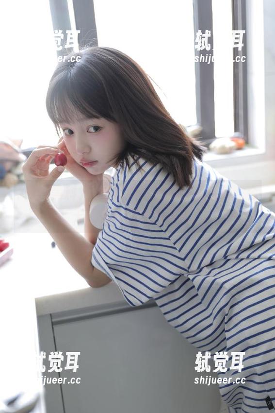 网爆黑料app真会挑时间，今天怎就特别想八卦呢？