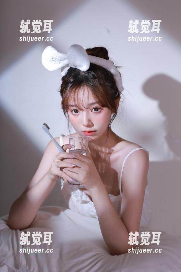 黑哥冲料 “黑哥冲料”上线!直达这波八卦快车,让人忍不住嗑瓜子!