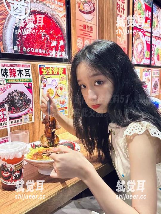 黑料51 小心,传送门通往黑料51,黑暗与趣味在此交融。