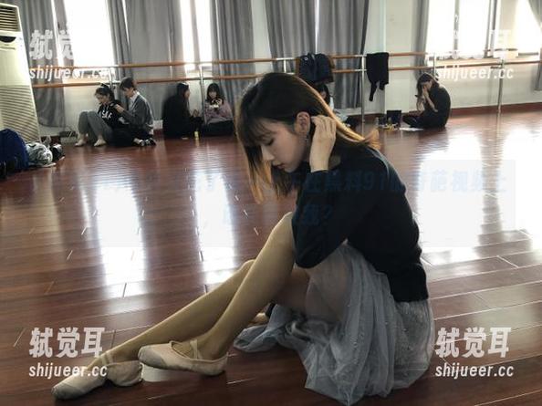 今天又花了我一上午在黑料91的奇葩视频上，谁能救救我？