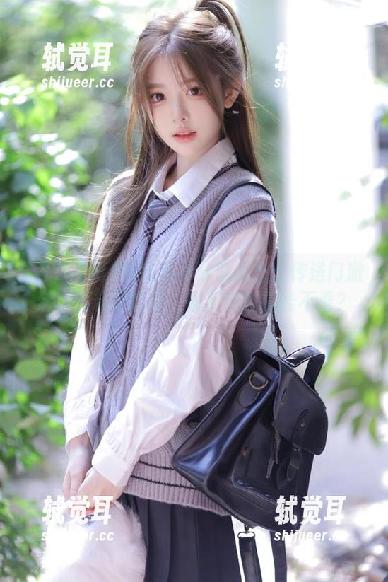 吃瓜小分队报告：传送门激活，黑料不打烊，最新动态怎能不看？