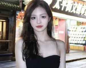 首页新划重点——黑料不打烊最新版资费全免，扒香蕉的时间到了！