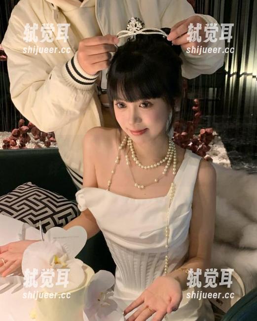 瓜皮纸上永久，51黑料不打烊一直在发酵，拼命解锁新瓜