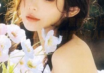 网页里的“黑料不打烊tttzzz11.su”，真想在里面把我的八卦链接给破解开！