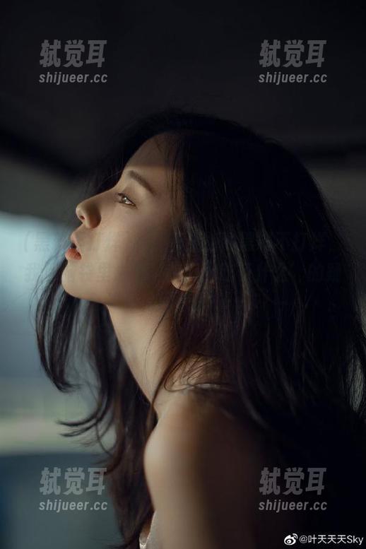 刷到苹果版的黑料不打烊，我那脑袋里那个‘我刚刚吃了什么’的疑问又回来了……