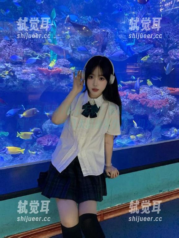 晚上无聊？快来“黑料吃瓜网”下载，热门大瓜消灭你的一切烦恼