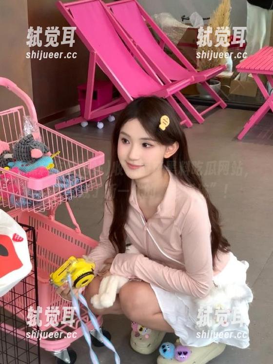 收藏国产黑料吃瓜网站，这简直成了新一代的“老饭碗”！