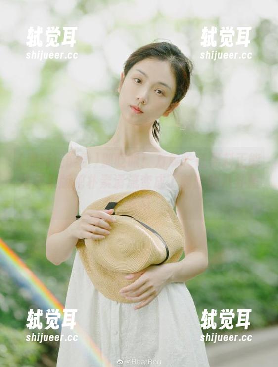 别眨眼！万篇长征黑料正能量苹果版把朴素清流变成了刺激的八卦熏衣草