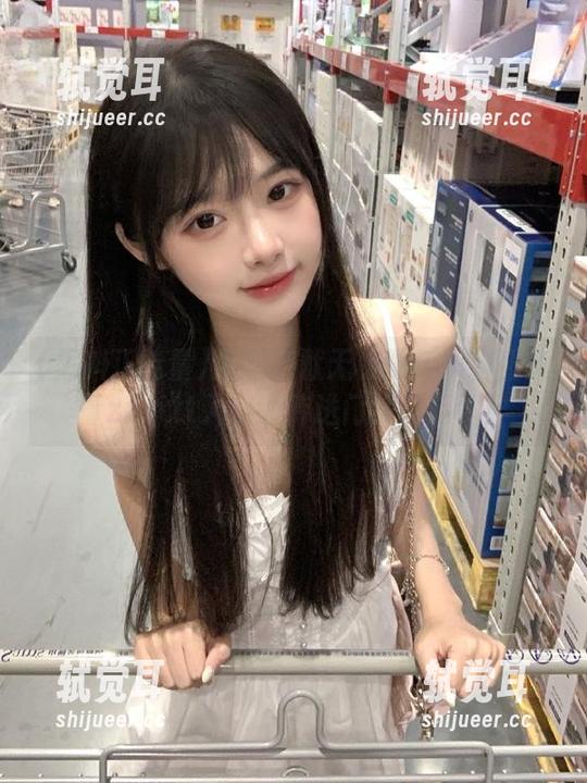 果然幽默无极限：黑料正能量zzzttt入口的传送门太好玩了！