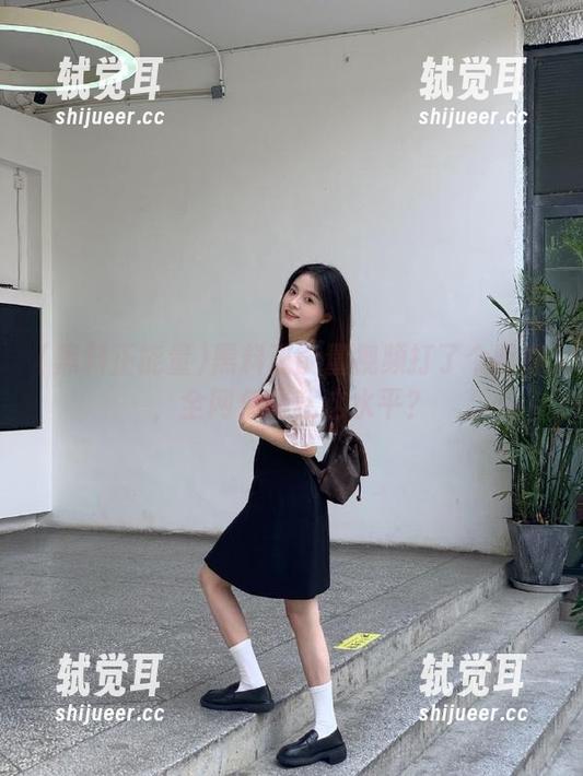 黑料正能量视频打了个喷嚏，全网免费就这水平？
