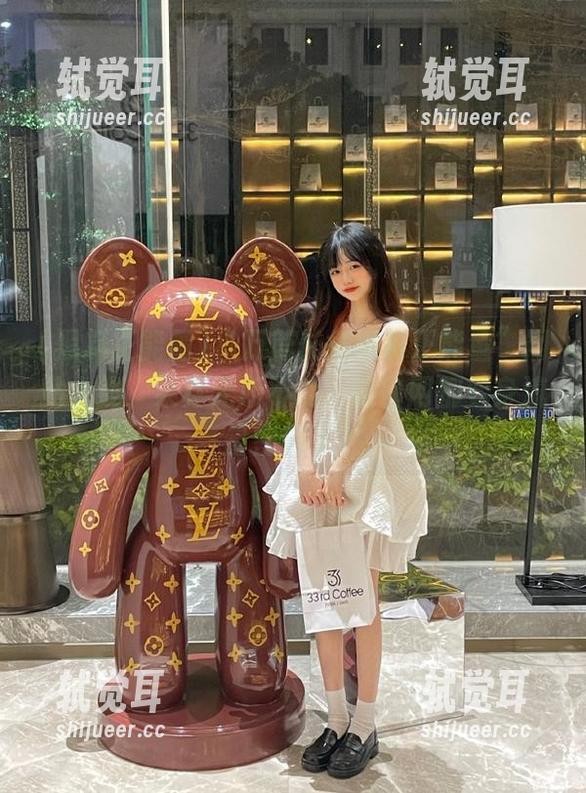 “万篇长征黑料正能量”网站上线，果真无所不能，连官网都变身流量密码了？