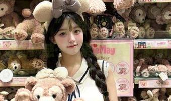 看着“黑料社”的新版，感觉有种不太好的预感……果然安装了就陷入瓜圈了？