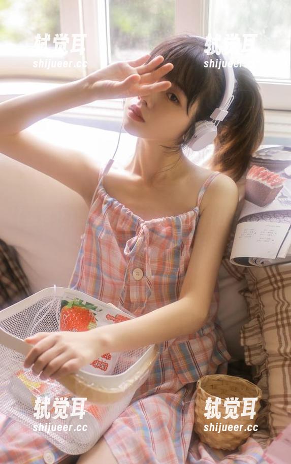 别光刷首页，这款黑料社App让你每天都变吃瓜高手！