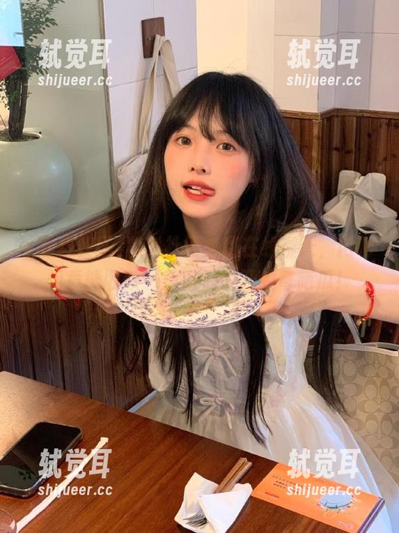 黑料社区免费在线聊天，闲聊间竟能收获一堆脑洞大开的奇葩瓜！