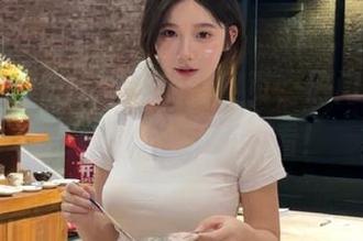 上黑料网的新网页，热门事件闪电来袭，快刮目相看！